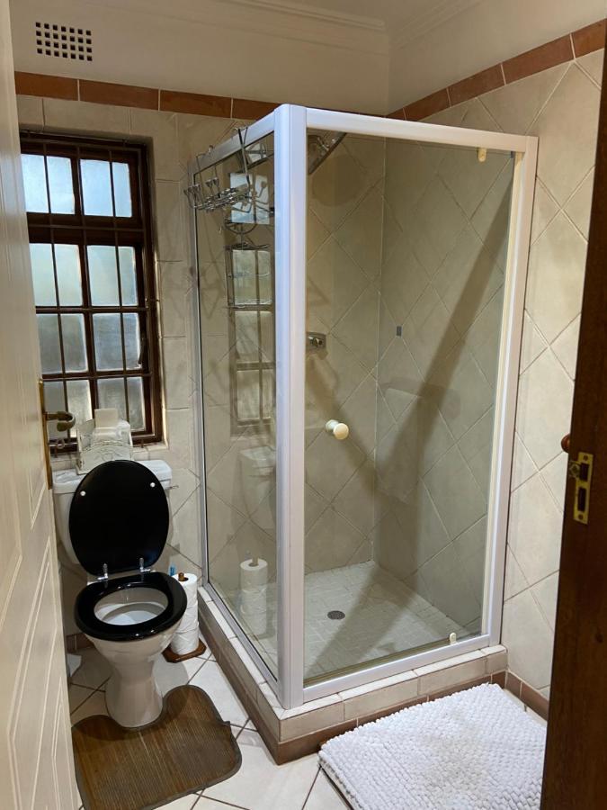 Waterloo Guest House 다반 외부 사진